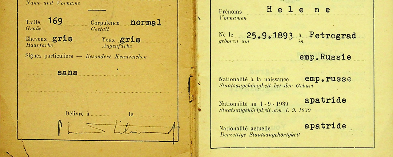 Documento de Ulitin Helene em que consta a condição de apátrida